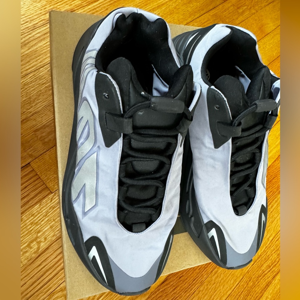 Size 7.5 - authentic adidas Yeezy
Boost 700 MNVN